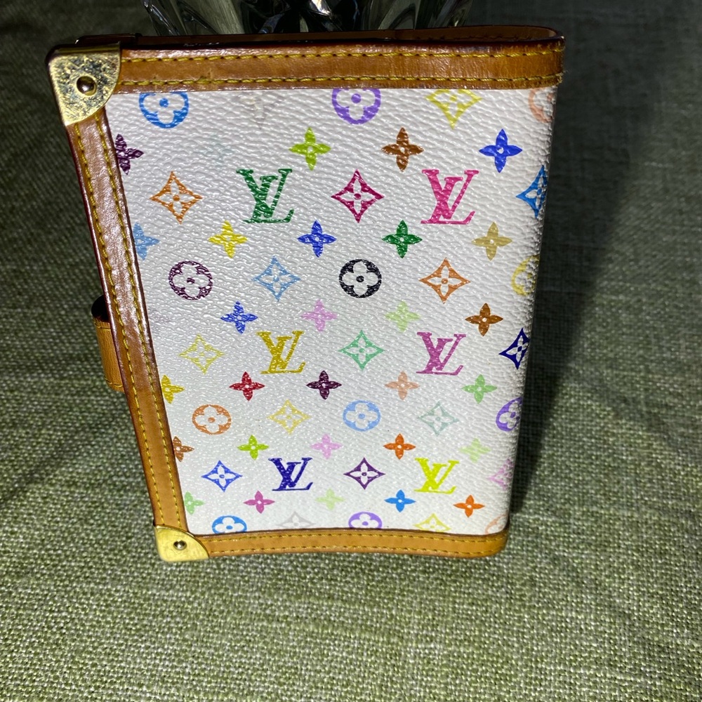 Louis Vuitton  Limited Edition Takashi Murakami Agenda - Picture 8 of 16